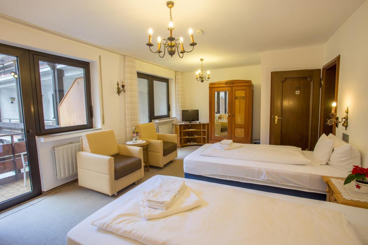 Hotel Hirsch Bad Peterstal-Griesbach Exterior photo